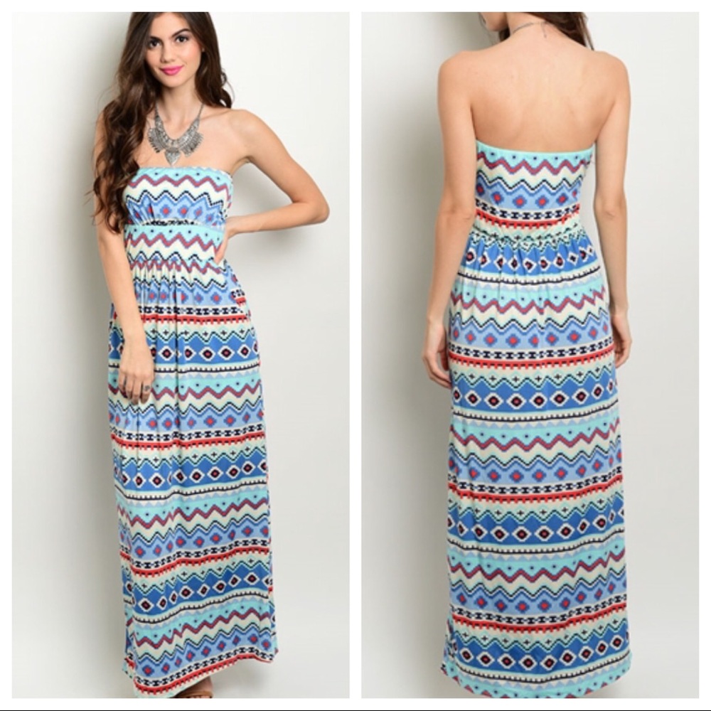 🆕💙RACHEL KATE! Strapless maxi-dress, pocketed